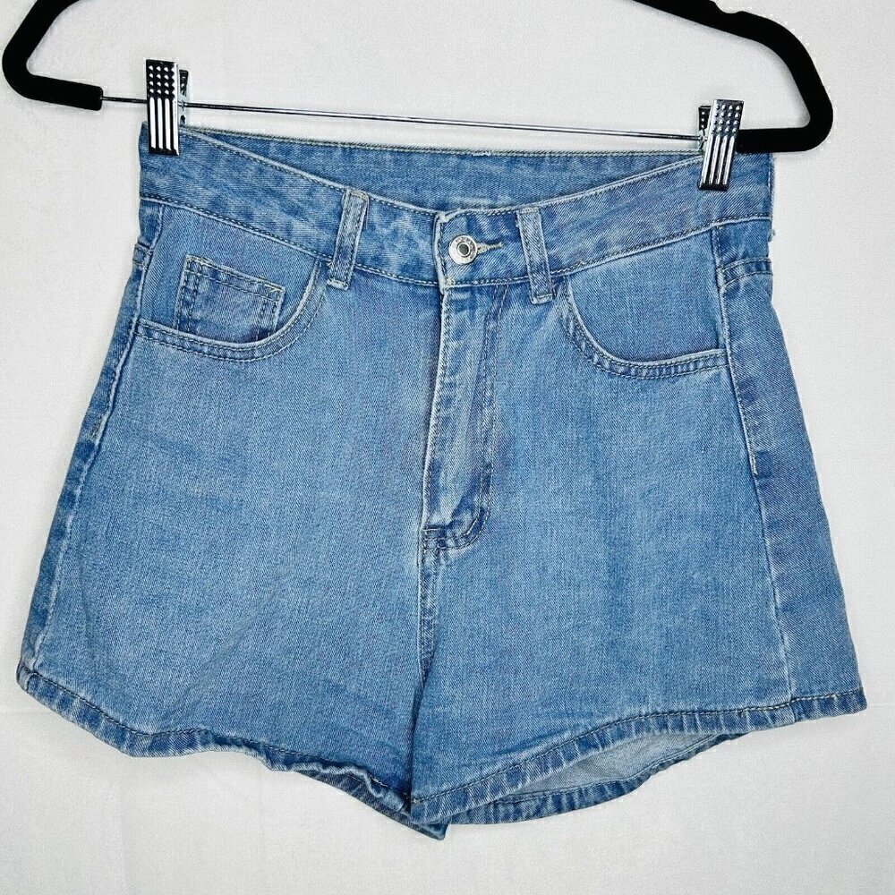 SHEIN Women's High Waisted Wide Leg Denim Shorts Light Wash Sz Small (28 x 2.5)
